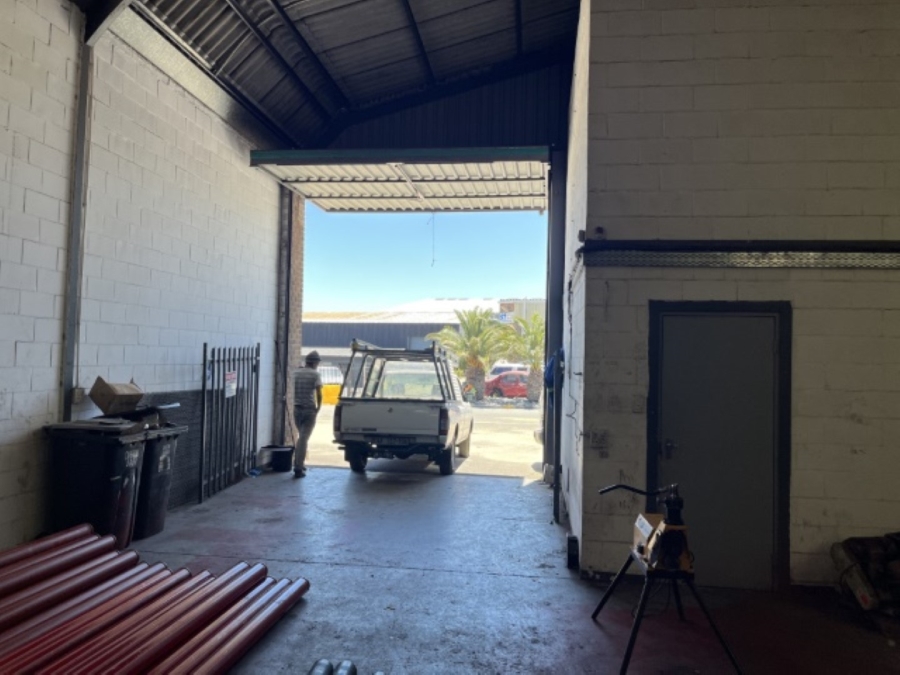 To Let commercial Property for Rent in Montague Gardens Western Cape